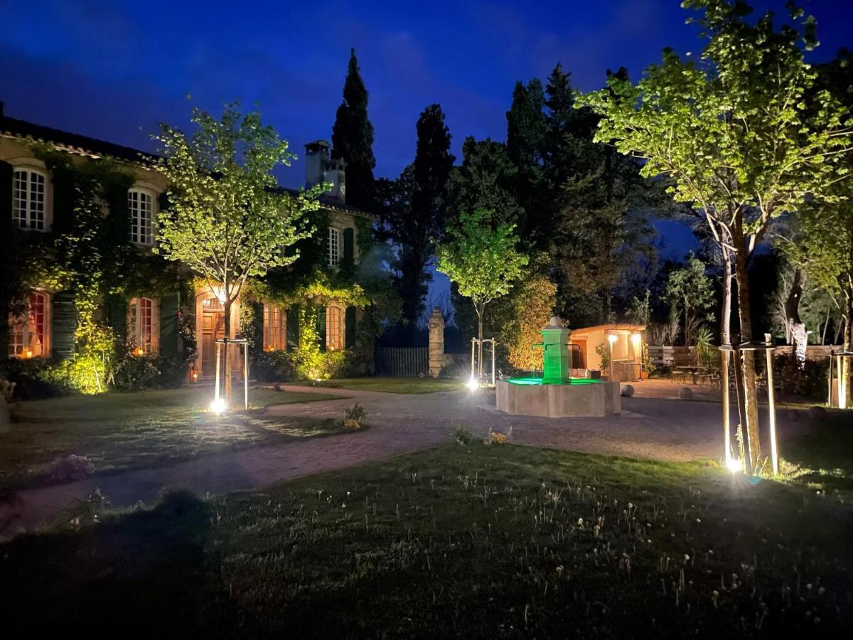 Domaine De Rhodes B&B Avignon Exteriér fotografie
