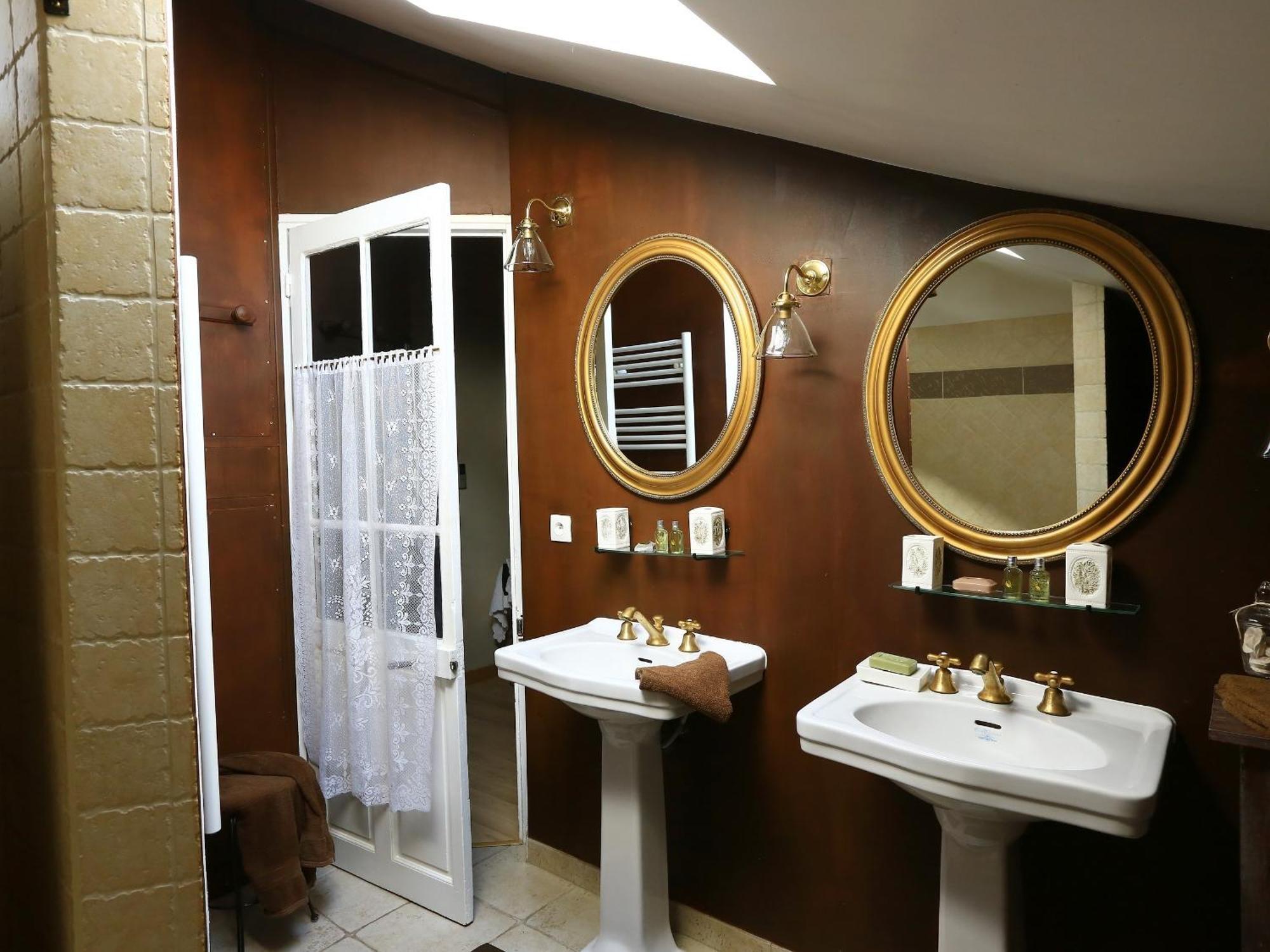 Domaine De Rhodes B&B Avignon Pokoj fotografie