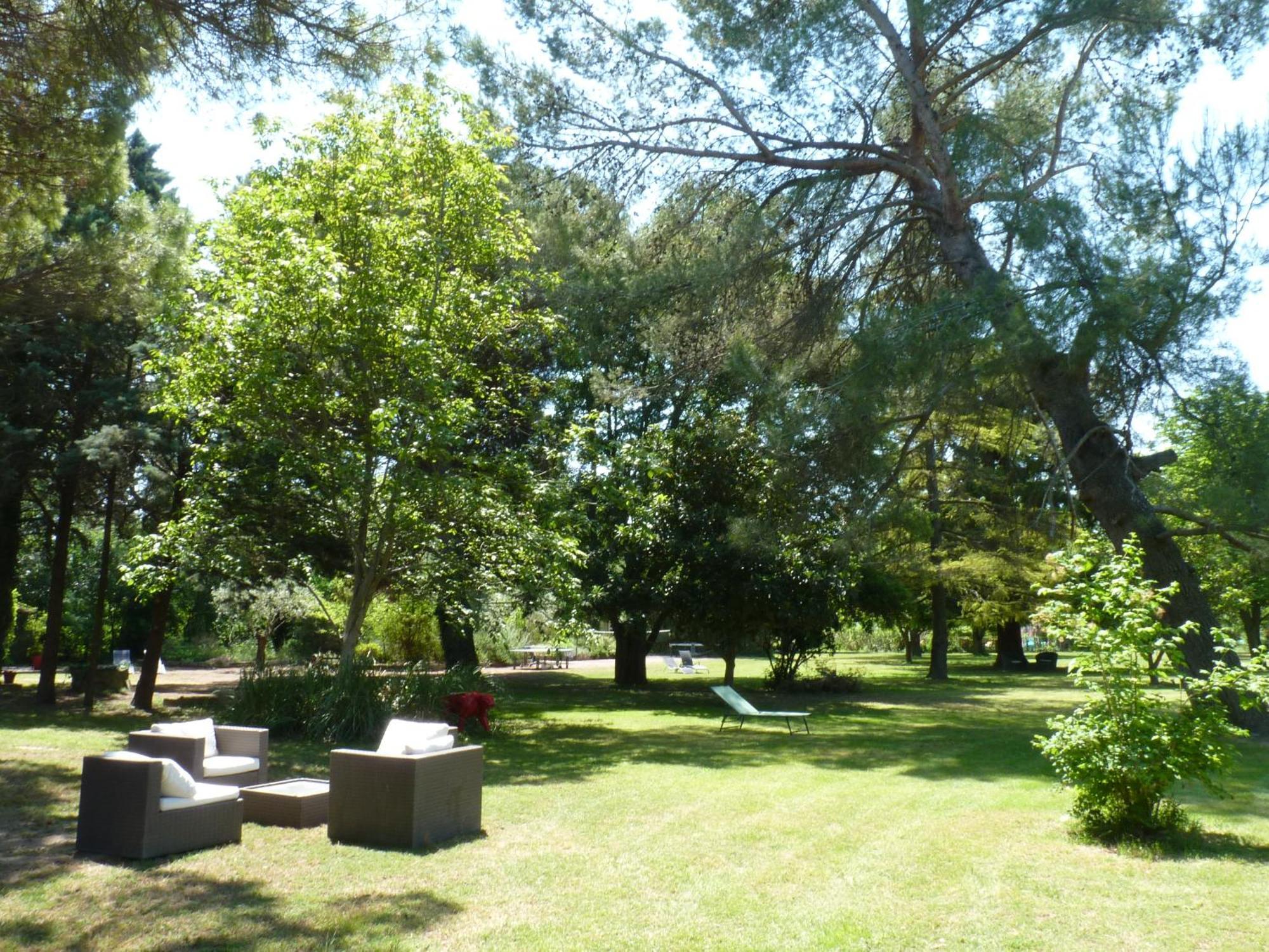 Domaine De Rhodes B&B Avignon Exteriér fotografie